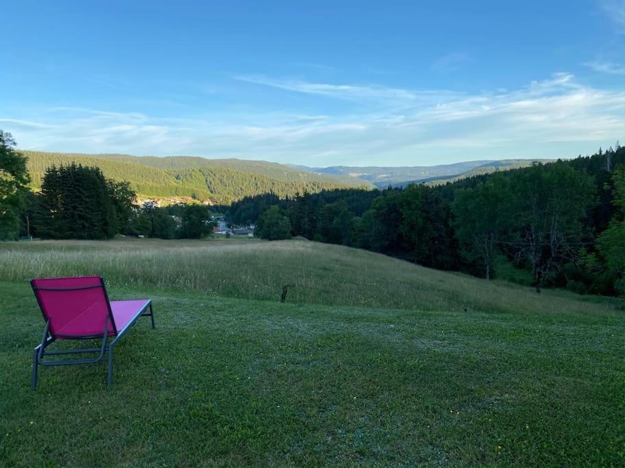 Appartement Lumineux Avec Vue Sur Les Montagnes Morbier Zewnętrze zdjęcie