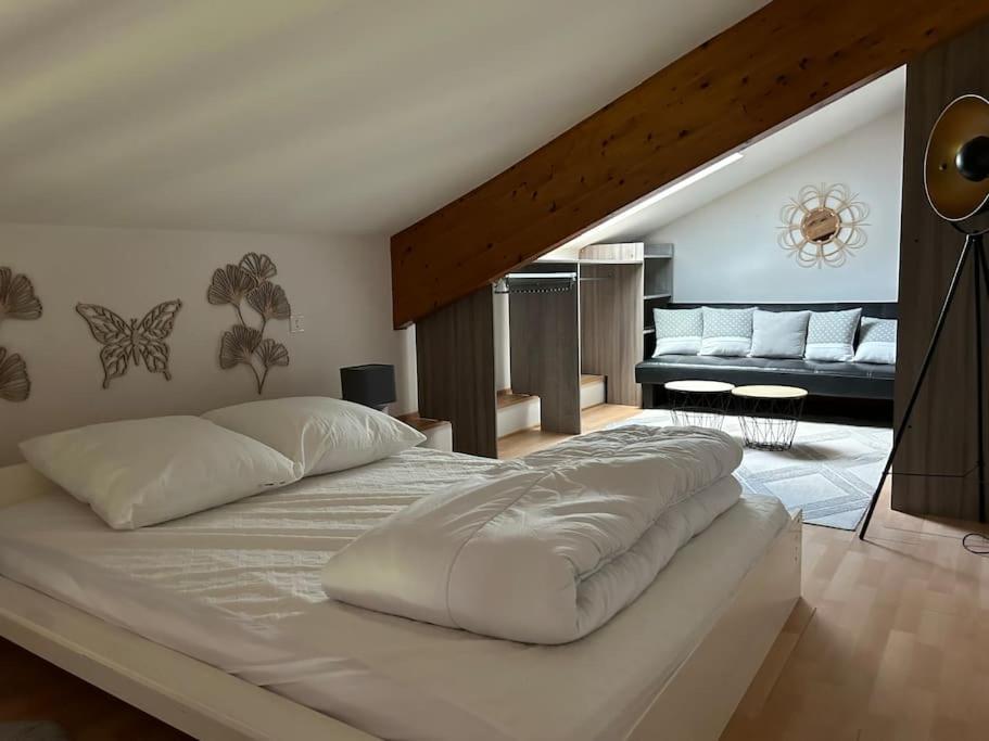 Appartement Lumineux Avec Vue Sur Les Montagnes Morbier Zewnętrze zdjęcie